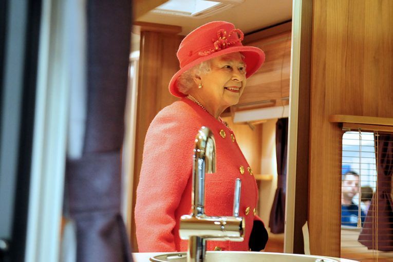 2012 - Kraliyet Ziyareti